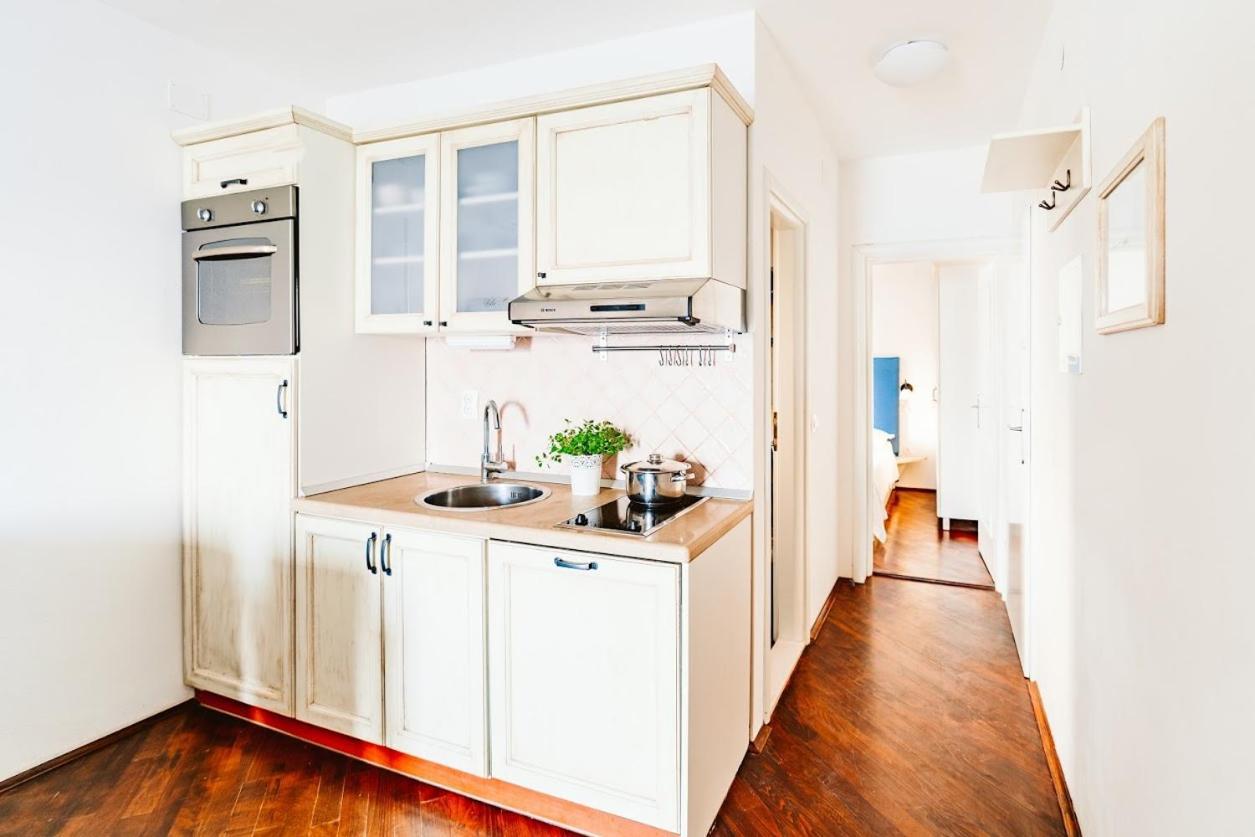 Sutivan Best Apartments Zewnętrze zdjęcie